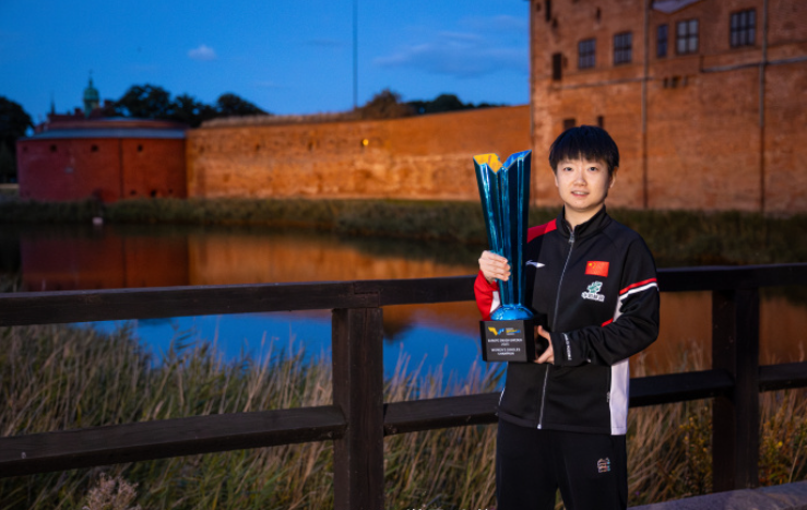 ylpvT, 在男单决赛, 开心的笑容 ylpvT, 在男单决赛, 开心的笑容