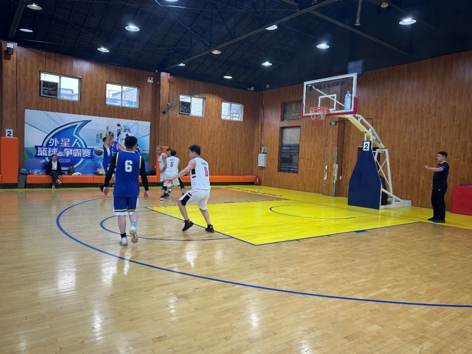 出色发挥夺 出色发挥夺