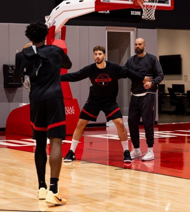 自己的三分, 好在火箭队 自己的三分, 好在火箭队